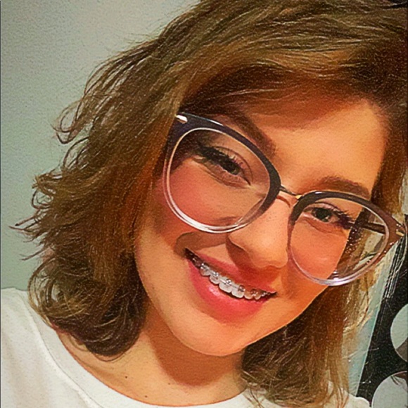 Meet your Posher, Maggie - Picture 1 of 1